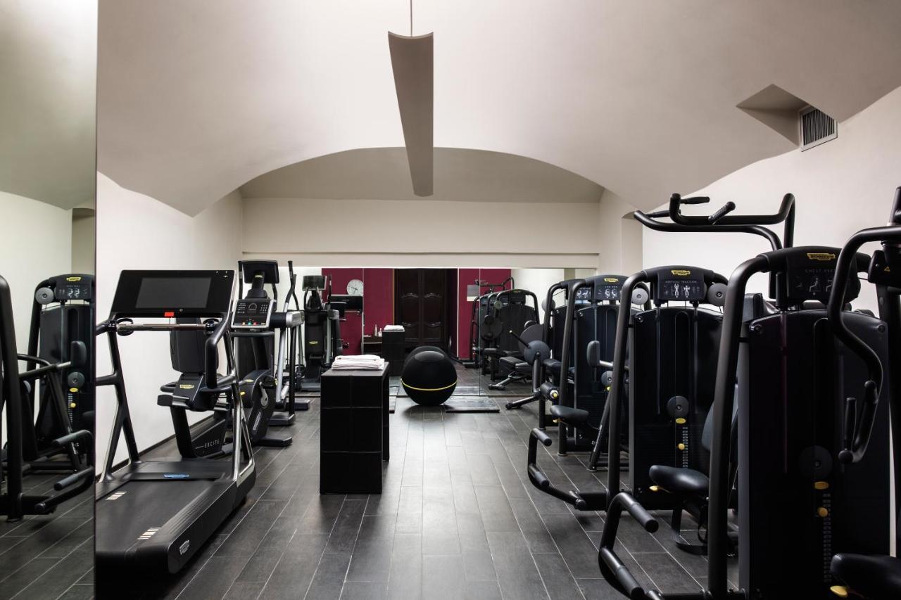 Hotel Colombia Milan Bagian luar foto