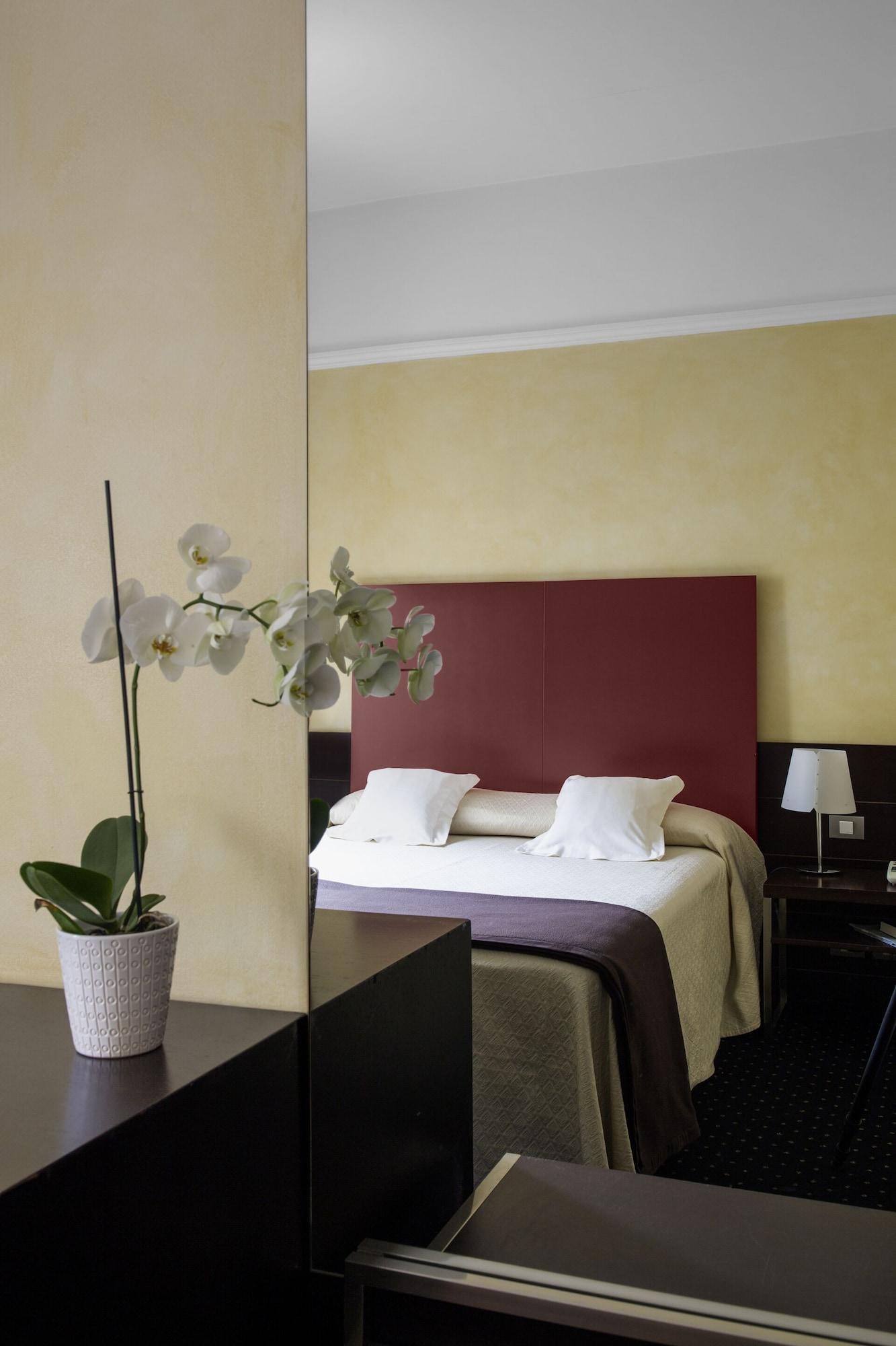 Hotel Colombia Milan Bagian luar foto