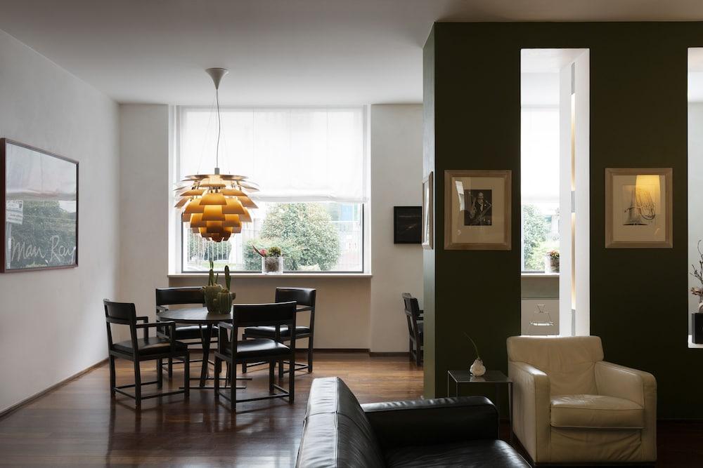 Hotel Colombia Milan Bagian luar foto