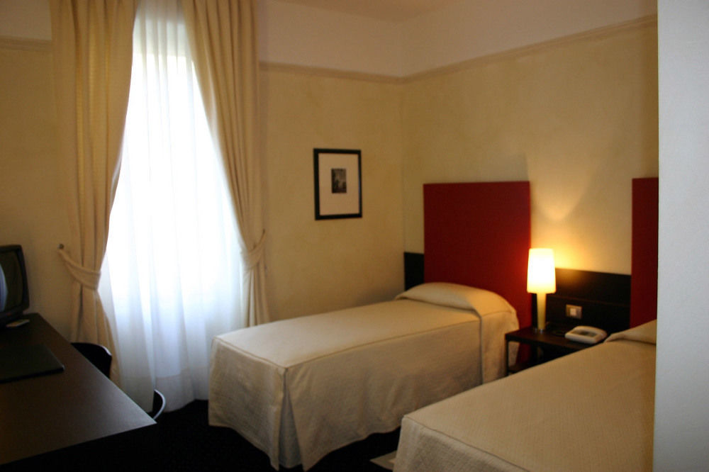 Hotel Colombia Milan Ruang foto